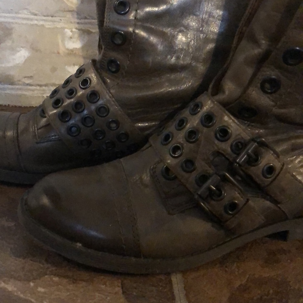 BCBGeneration slip on leather boots